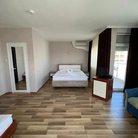 Hotel Incognito Pomorie Хотел