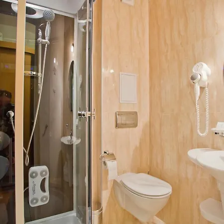 Hotel Incognito Pomorie 3*